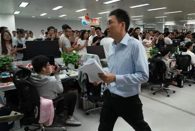 拼多多小便池事件,拼多多卫生纸事件