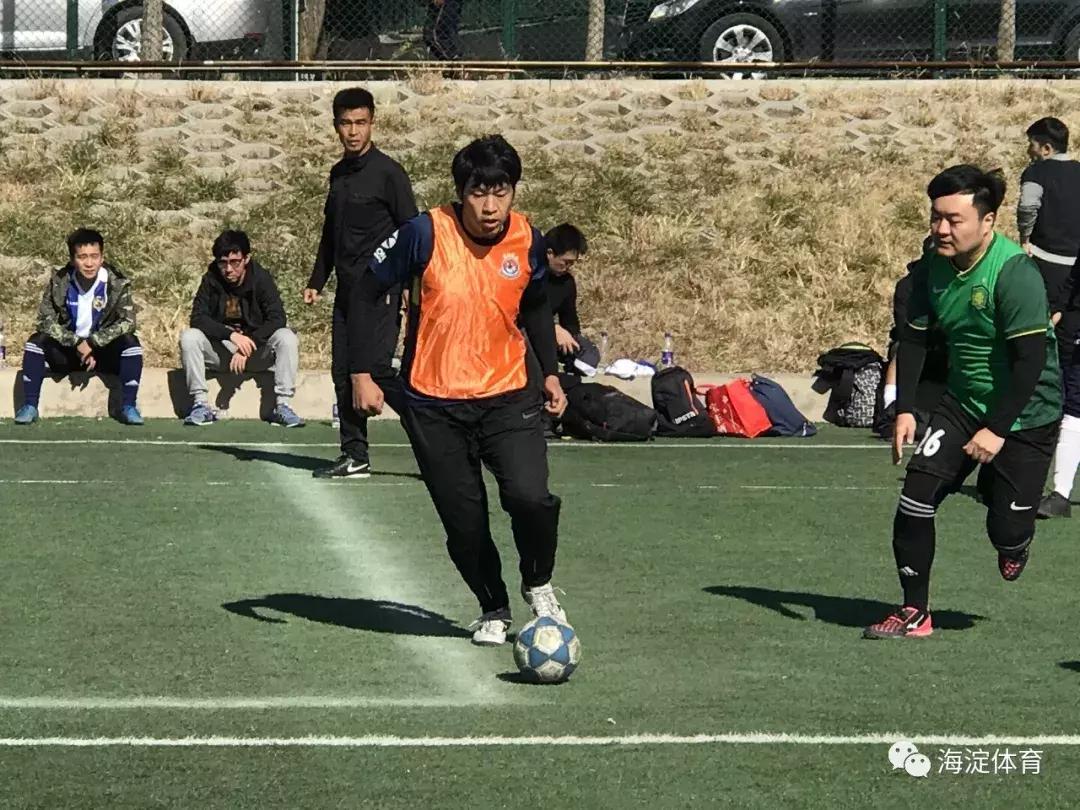 海淀区草根五人制足球赛圆满收官又是四季青的球队夺冠！