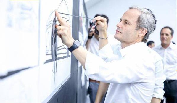 比亚迪神秘黑科技,比亚迪黑水晶在坪山哪里