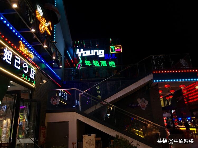 鹤壁小镇风景,鹤壁市朝歌里风景区