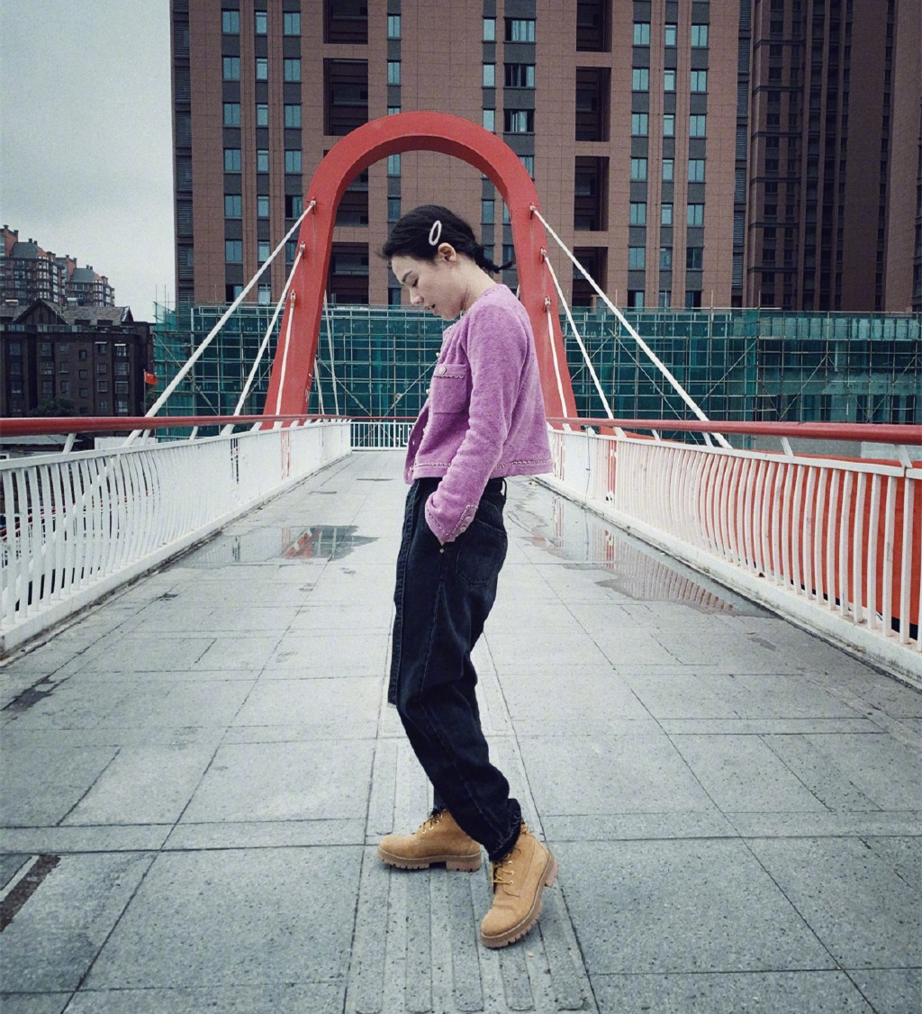 太土气！把3万外套穿成地摊货？马思纯和杨紫谁更让造型师头疼？