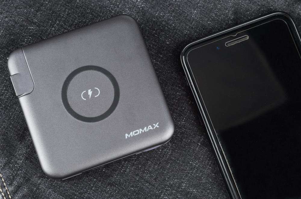 摩米士磁吸充电宝无线充电测评,摩米士充电宝测评安卓