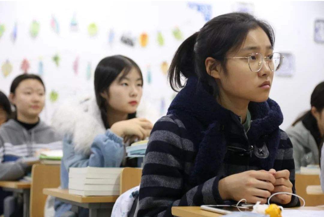 女生就业率高的专业,女生适合学的专业就业最好的专业