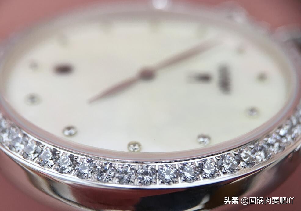 轻奢气质高档女士腕表30m深度防水,永恒款女士腕表