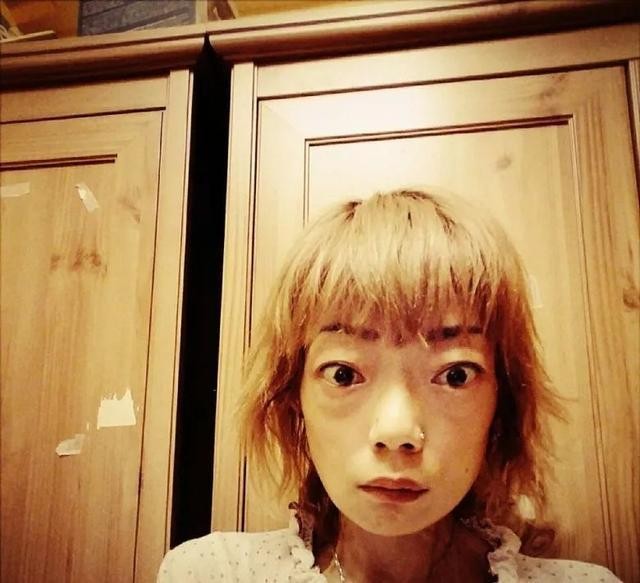 伍智恒嫁入豪门的悲惨人生,放弃牛津大学嫁豪门的伍智恒