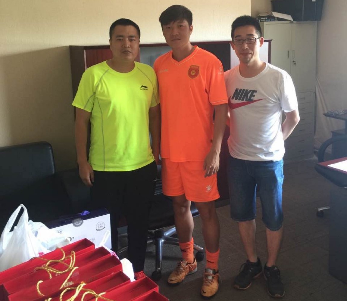 赵鹏也能踢中后卫,赵鹏踢中后卫什么梗