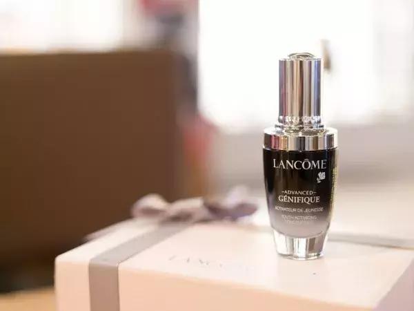 谨以此文致敬每一位销售人,免税店智商税