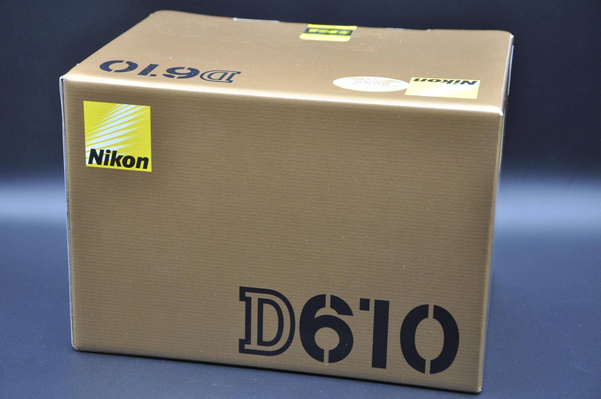 尼康d610值得入手吗,尼康d610好还是d600好