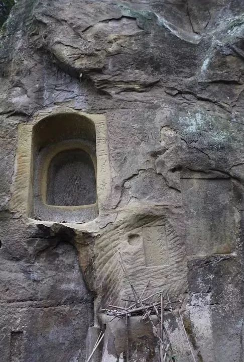 四月天山上春笋鲜,人间四月天春笋鲜