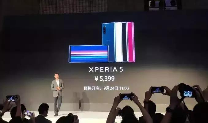 2699元的索尼手机,索尼5999元相机