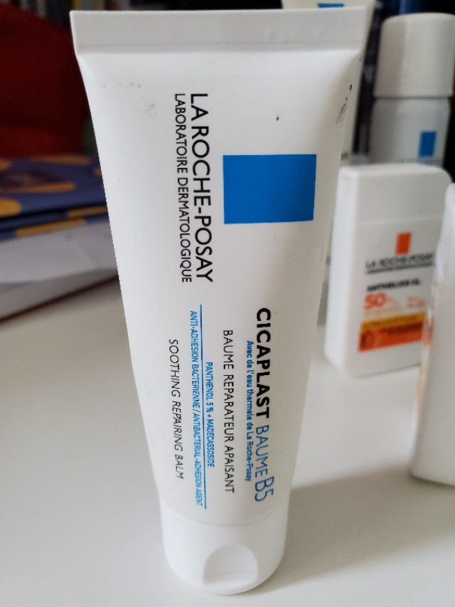 理肤泉祛痘痘护肤品,敏感肌肤专用护肤品理肤泉