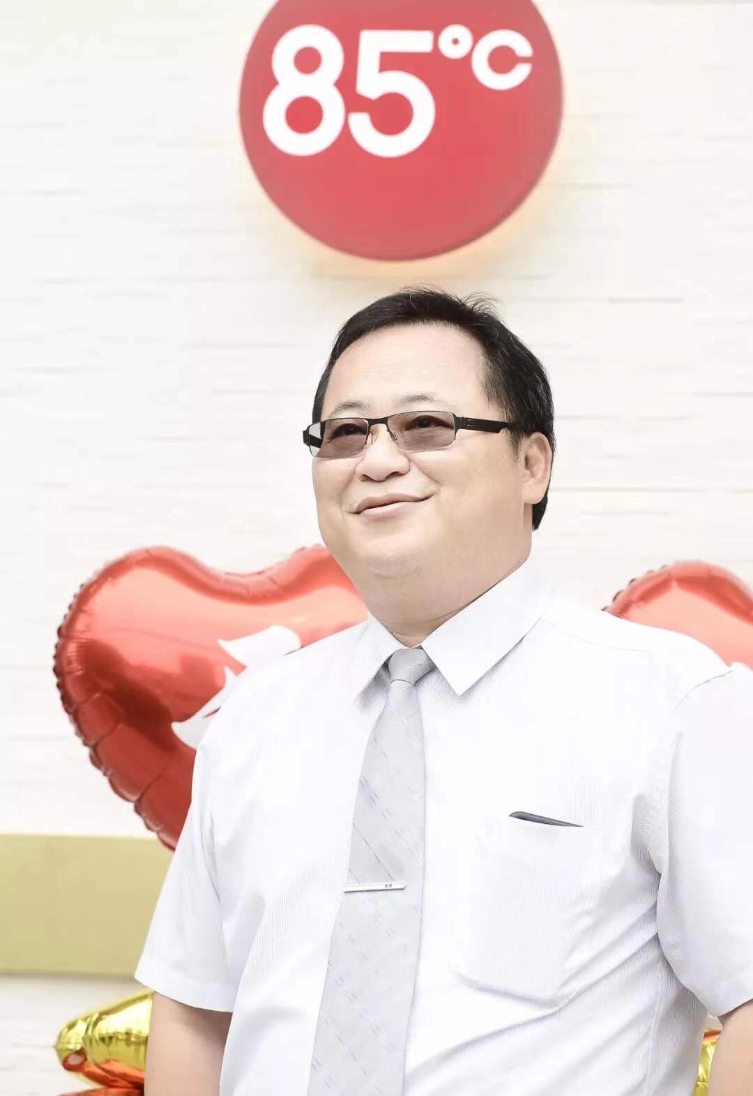 中国烘焙史上传奇人物—津味实业上海85度C总经理朱世铭先生