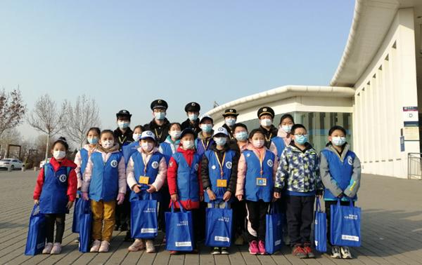 新华小记者体验营,新华小记者体验