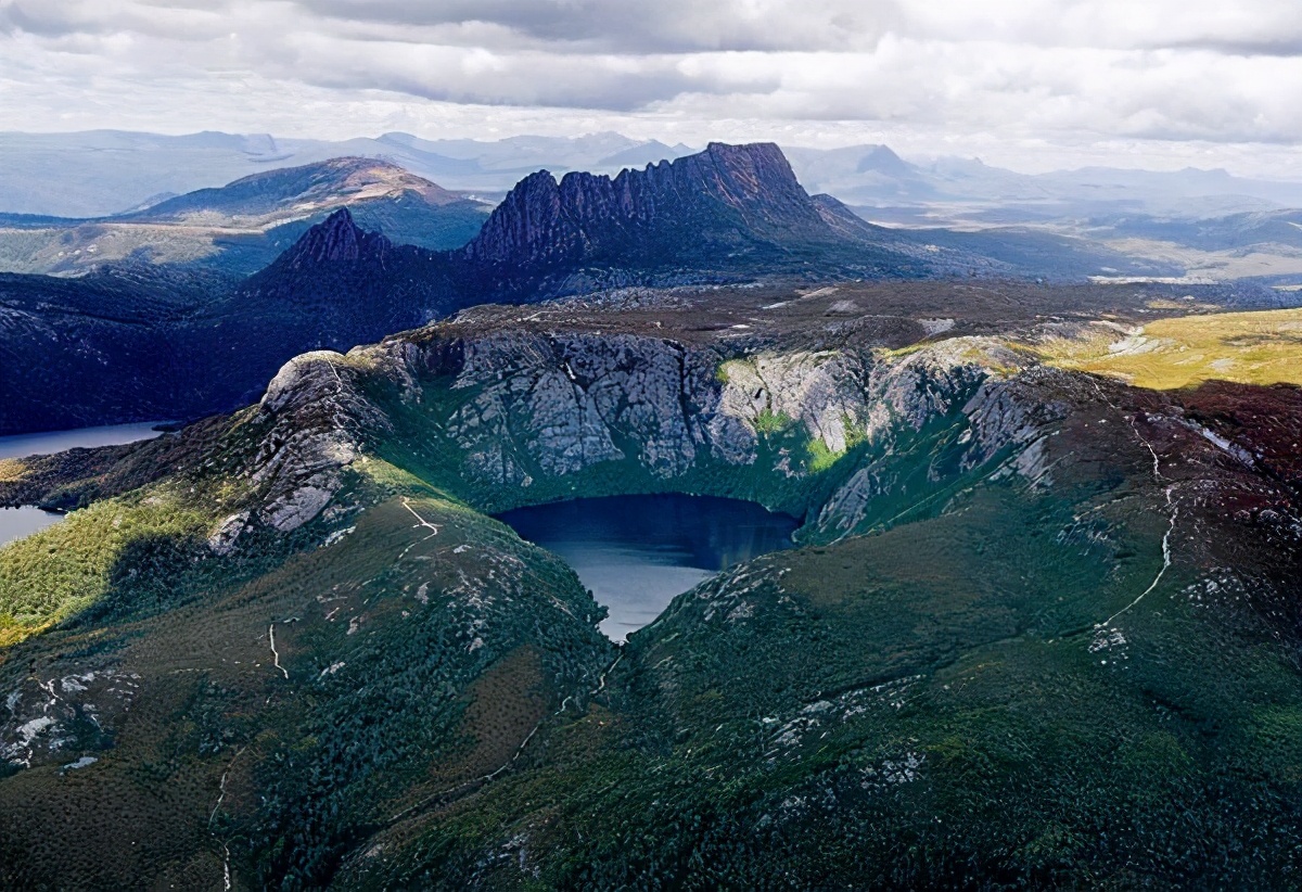 地球上最“奇特怪异”的10处湖泊