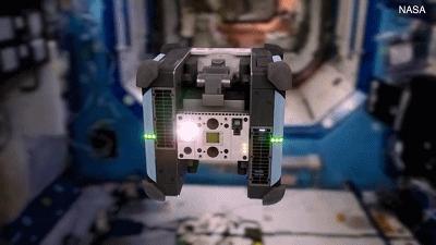 帮助宇航员在太空中生存,帮助宇航员在太空遨游