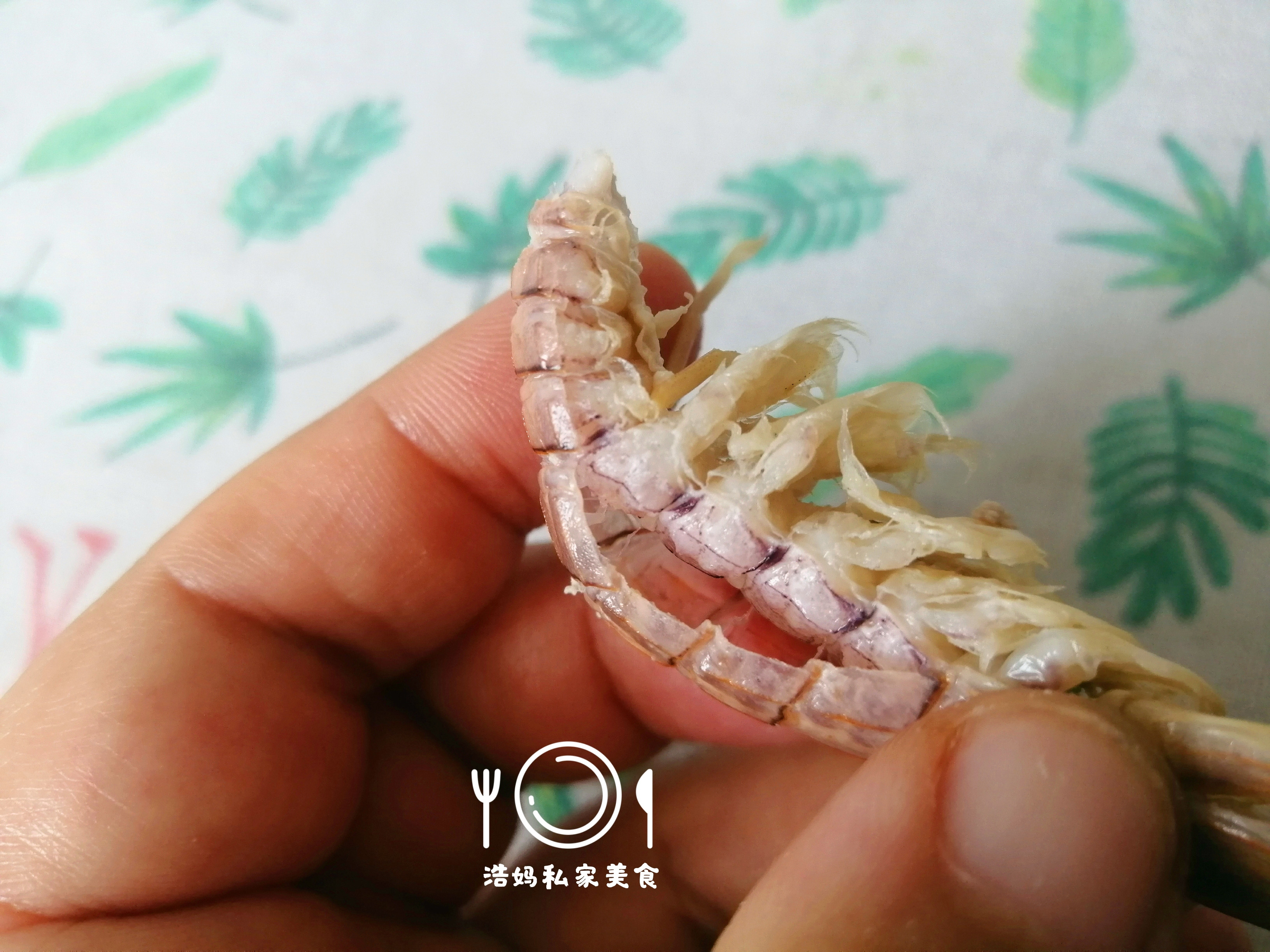 琵琶虾怎么剥最快,琵琶虾怎么剥壳