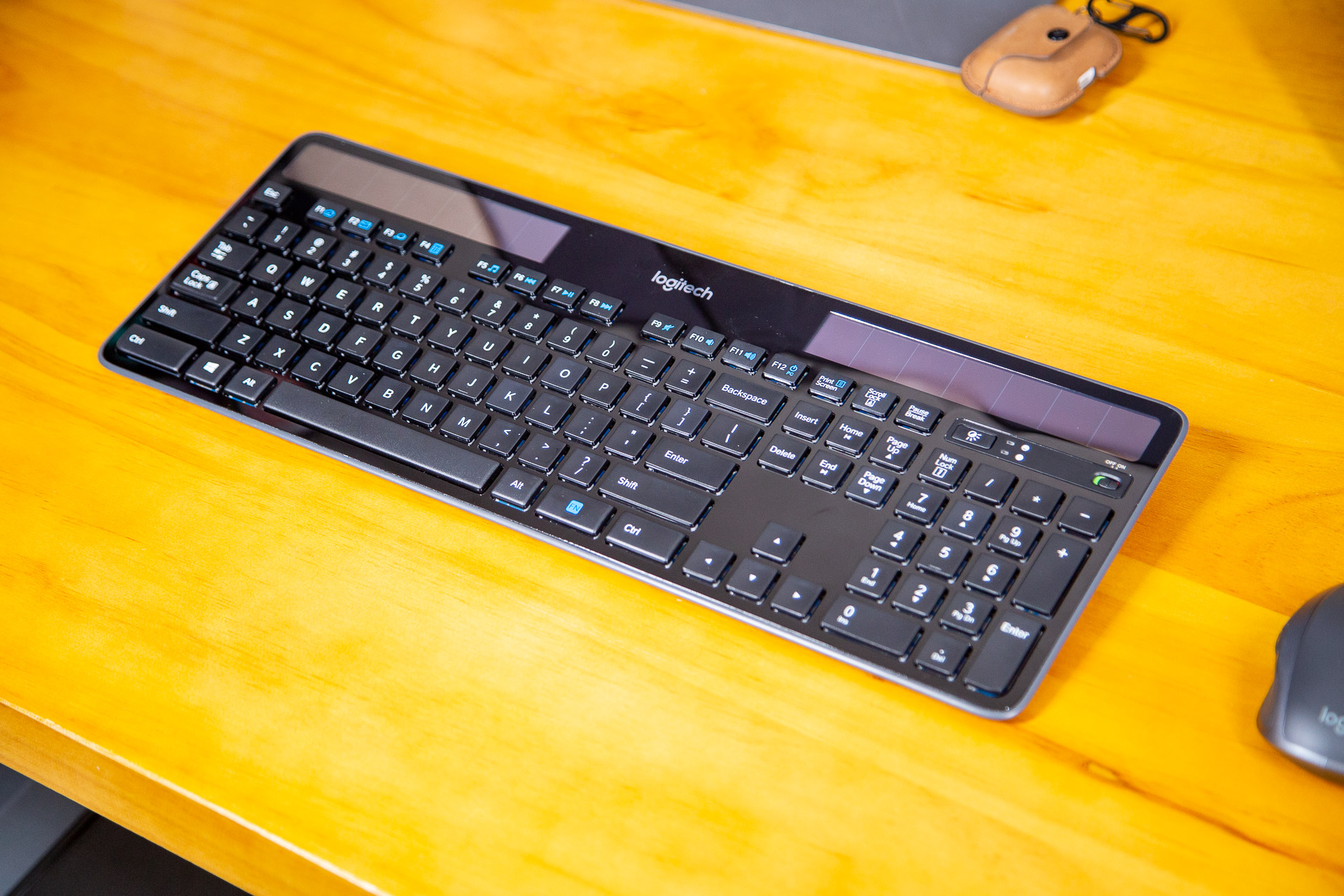 鏃犵嚎閿洏缃楁妧k580,缃楁妧鏃犵嚎钃濈墮閿洏鎺ㄨ崘k780