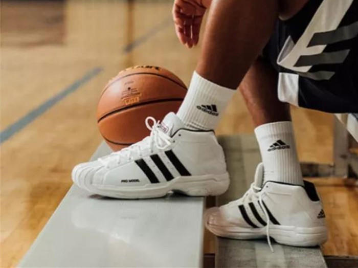 aj11红标大魔王新鞋,火云鞋神完整版