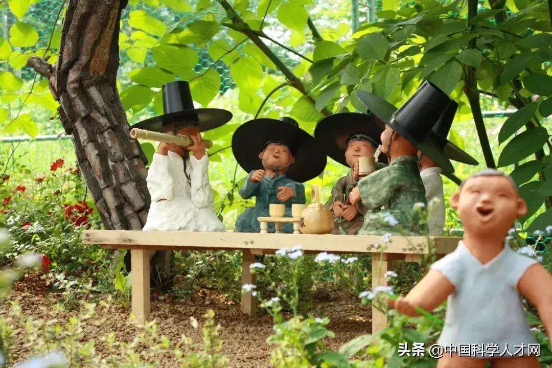 博士和硕士差距大吗,双非博士和985硕士含金量