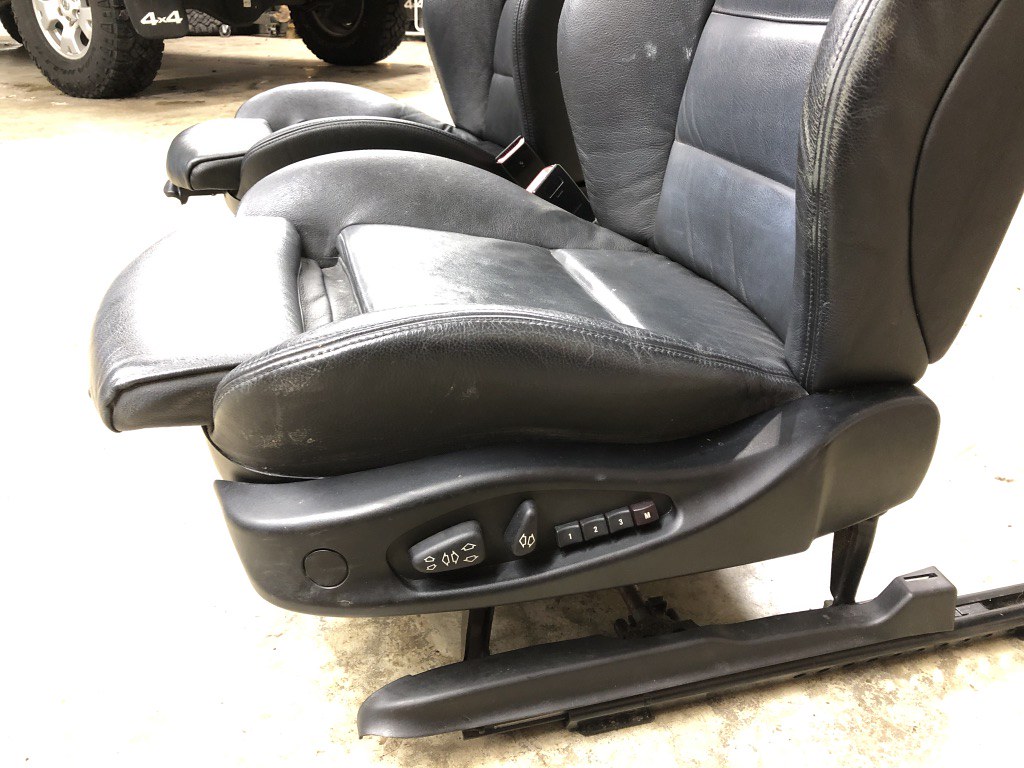 05年宝马3系整理：用宝来换来的抛锚车在专业修理工手中变废为宝