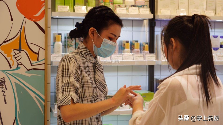 网购化妆品如何省钱购买,网购化妆品哪个平台能买到正品