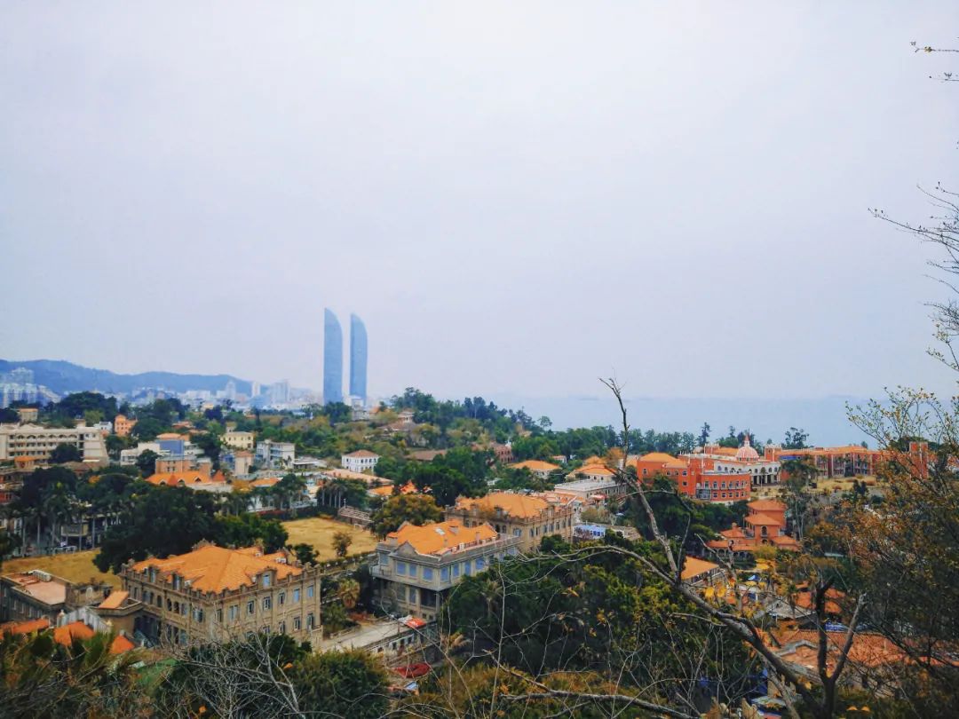 鼓浪屿，是一个处处充满文艺，清新，美景与历史的岛屿