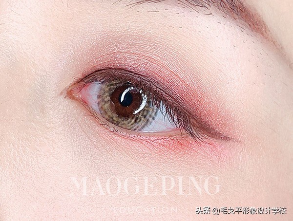 妆怎么画好看又精致,妆怎么画才能显脸小