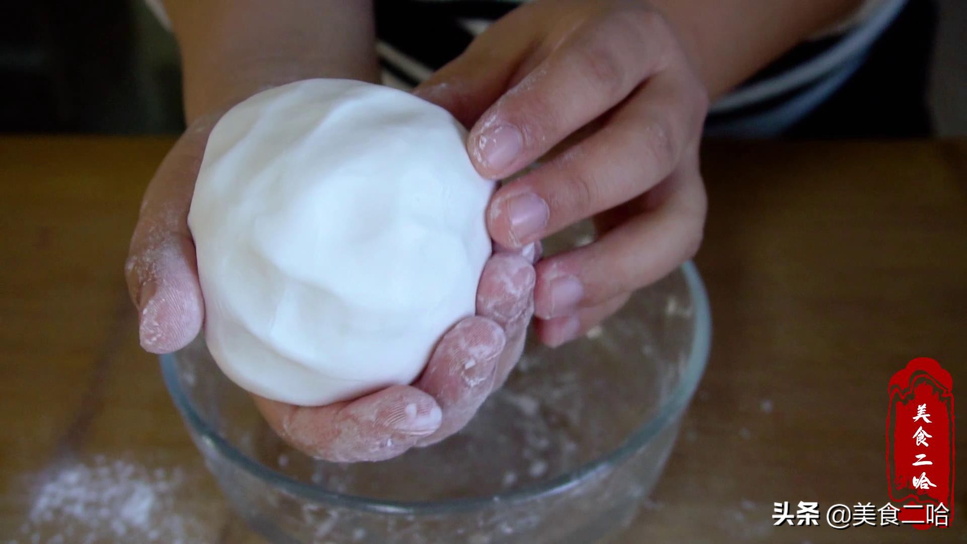 如何用面粉做饺子非常好看,怎么用面粉做饺子最简单