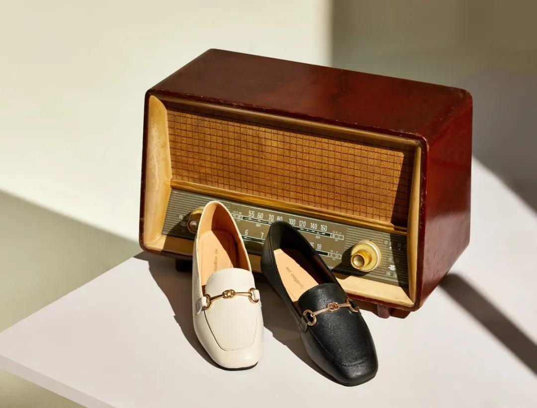 红蜻蜓能飞多高,红蜻蜓动作