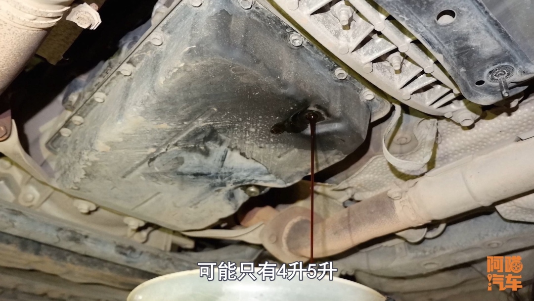 变速箱油手工换还是循环机换,换变速箱油重力换还是循环机换