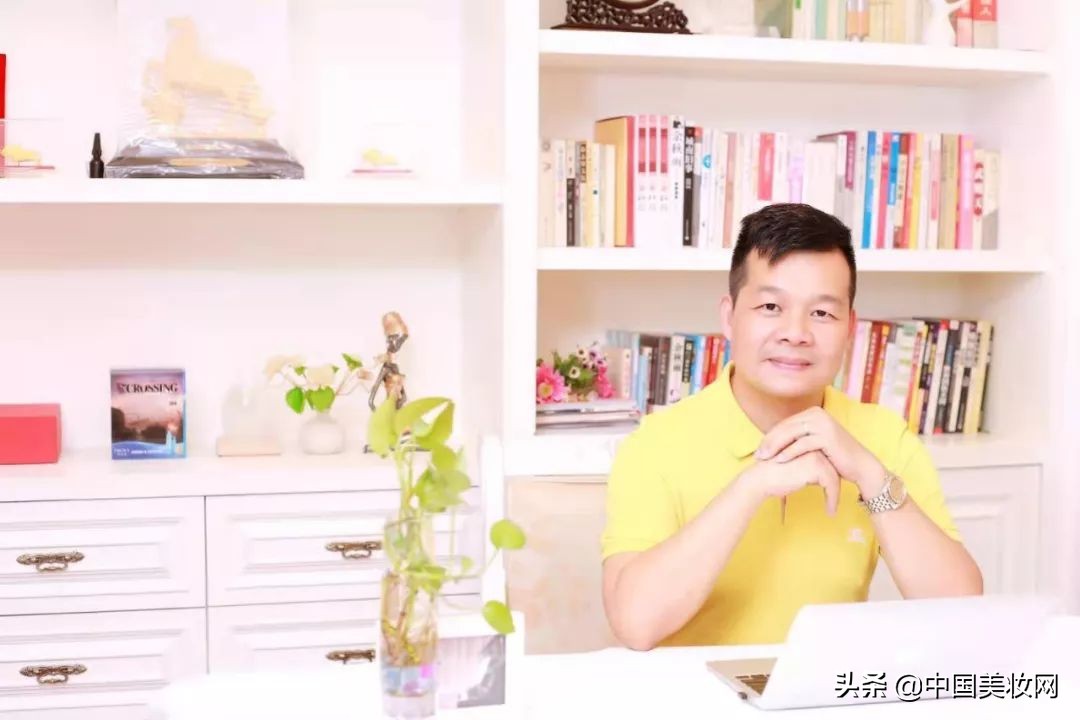 中国美妆：“2亿+”级别代理商的“*界无**”生意经丨众说*界无**零售④