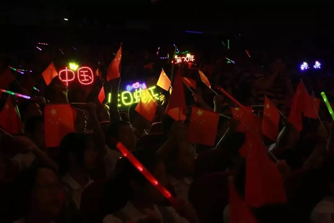 红岭中学可以走读吗,深圳红岭中学优缺点