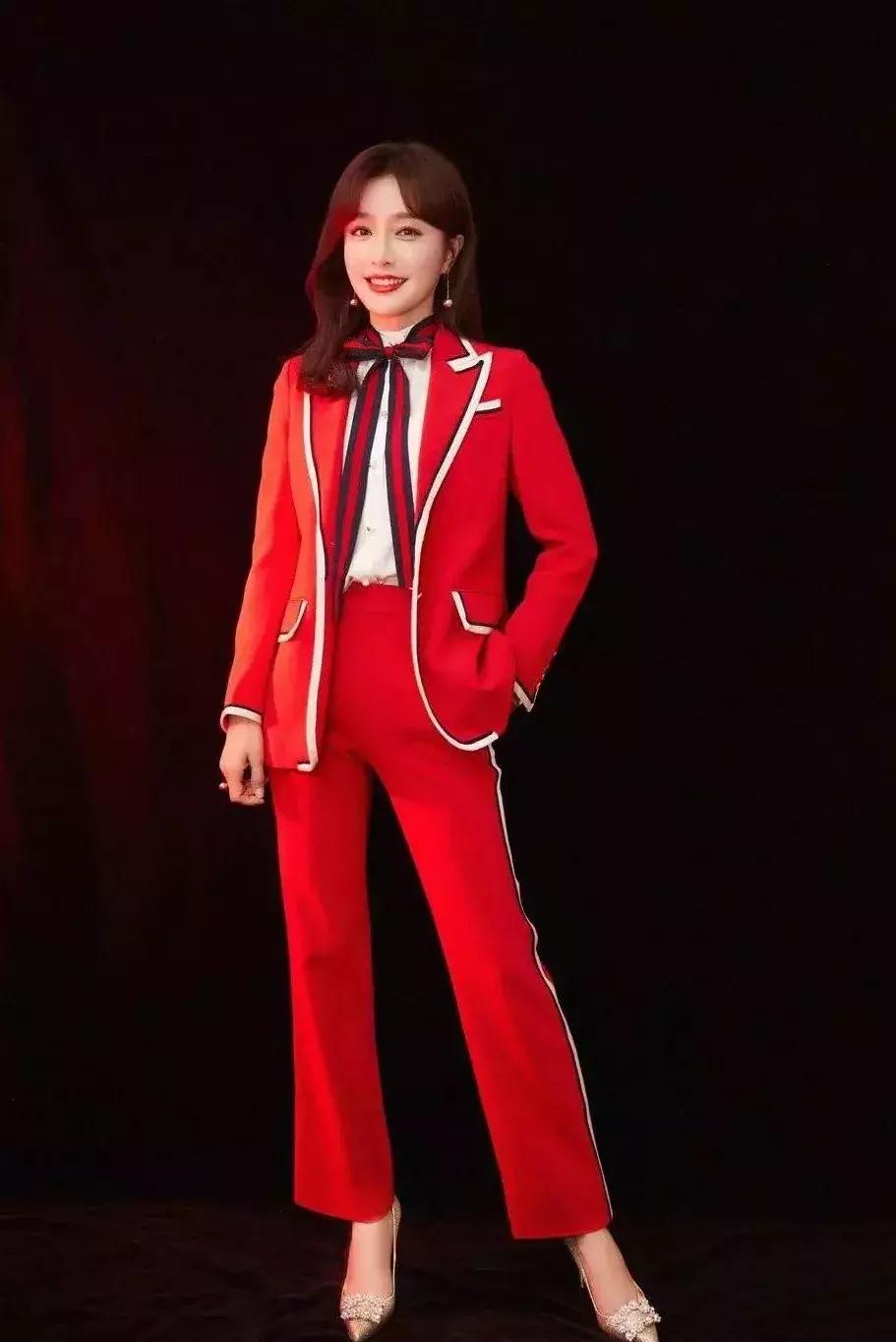 女明星怎么那么好看,中国女星春晚造型