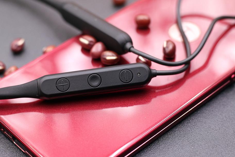 酷狗颈挂式蓝牙耳机测评,酷狗蓝牙运动耳机排行