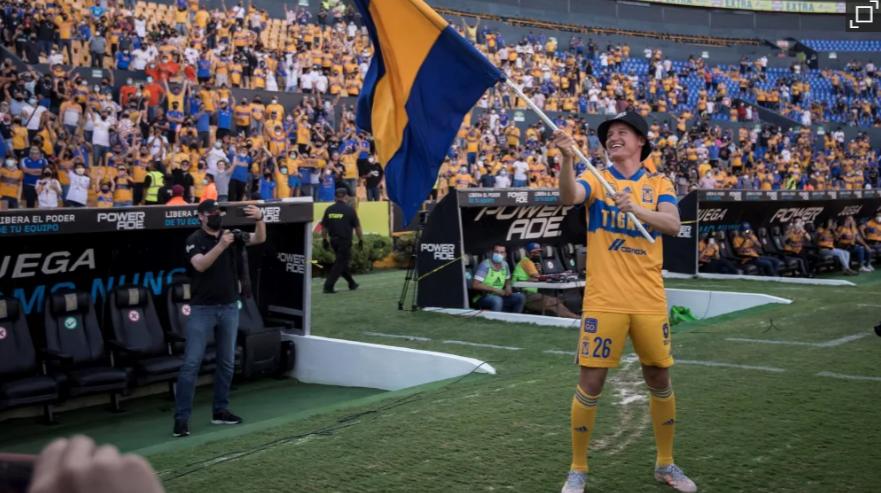 踢球者德甲本轮最佳阵容,足球球员转会最新消息