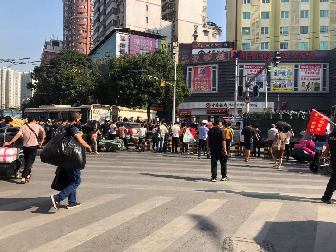 天河城双十一,广州双十一沙河市场场景