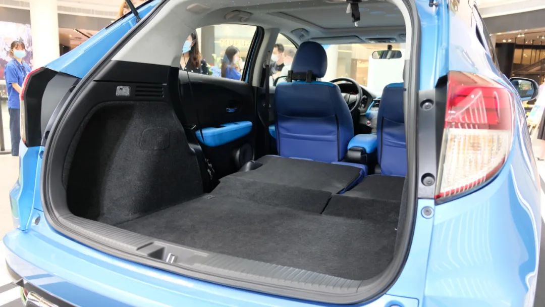 新车实拍|星空顶/潮流套件，这还是你想象中的新缤智吗？