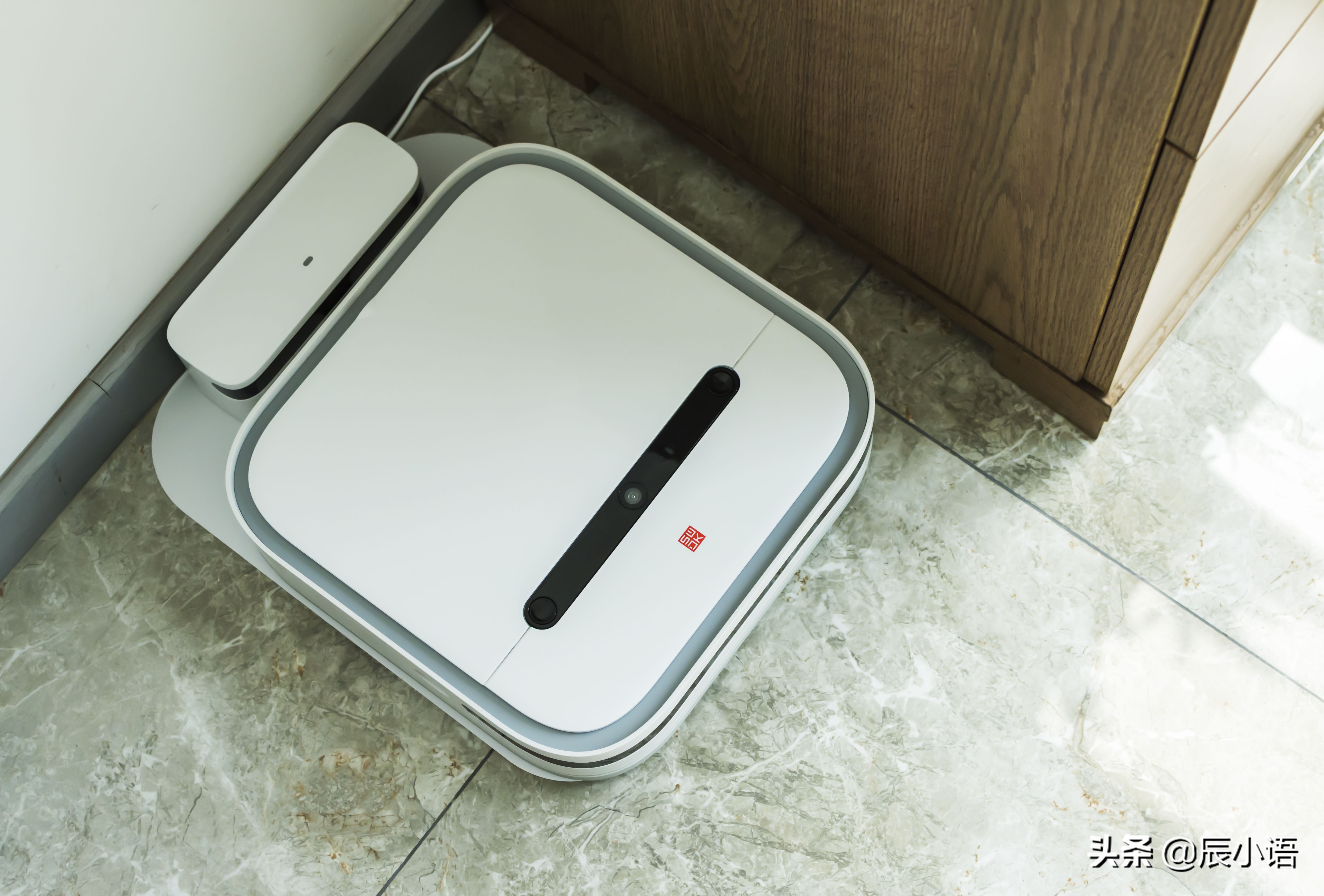 小米全智能自动拖地机,小米全自动扫地拖地一体机