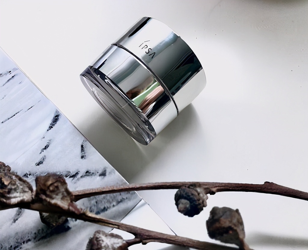 抬头纹和眼袋可以通过医美去掉吗,抬头纹很深医美上一般用什么填充