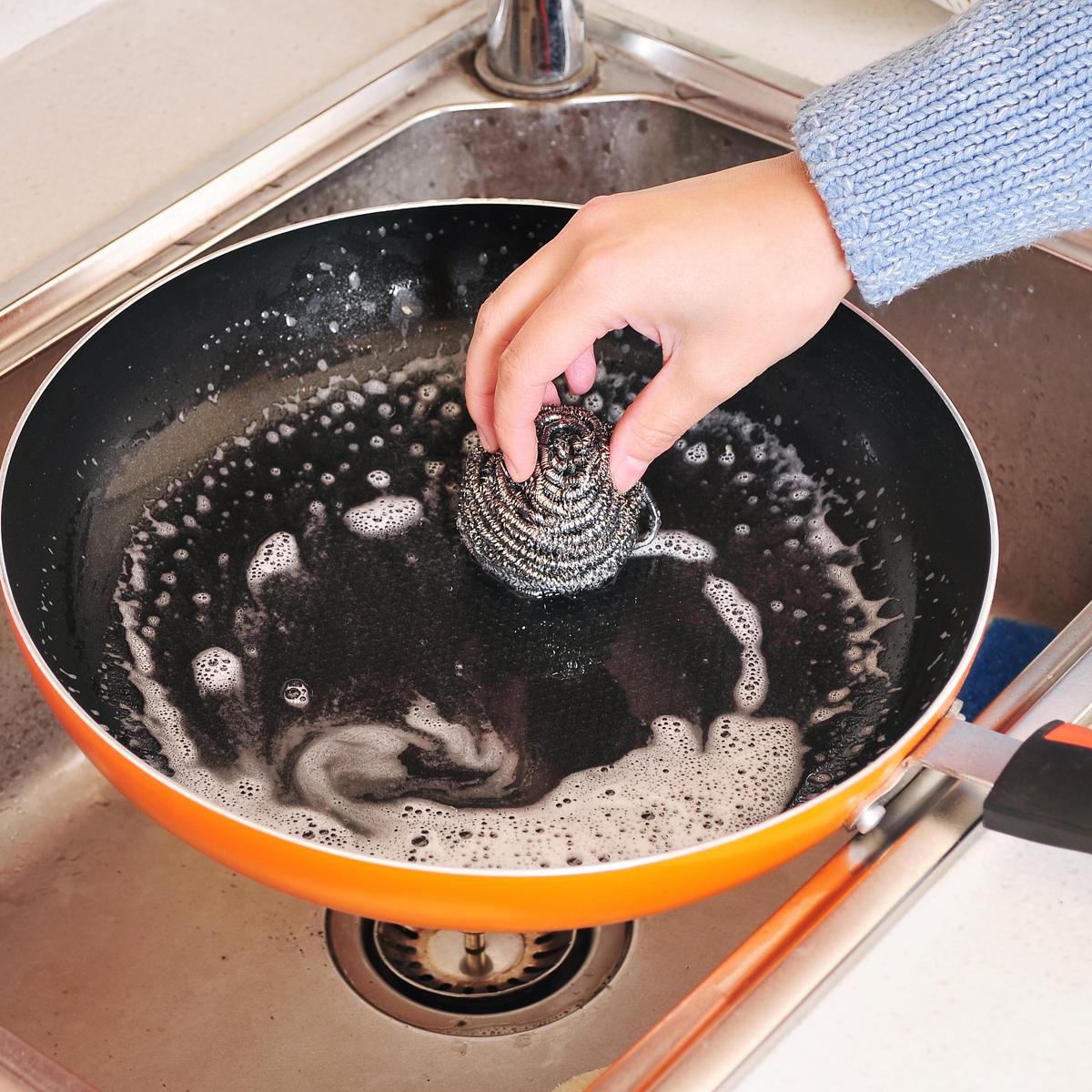 你还在用钢丝球刷锅吗,你还在用钢丝球刷蛋羹碗吗