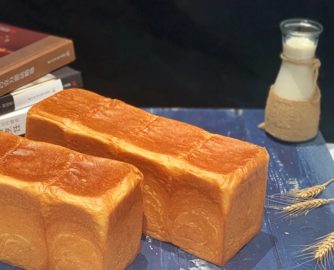 营养又美味的吐司,顺盈猪拉虎创意吐司