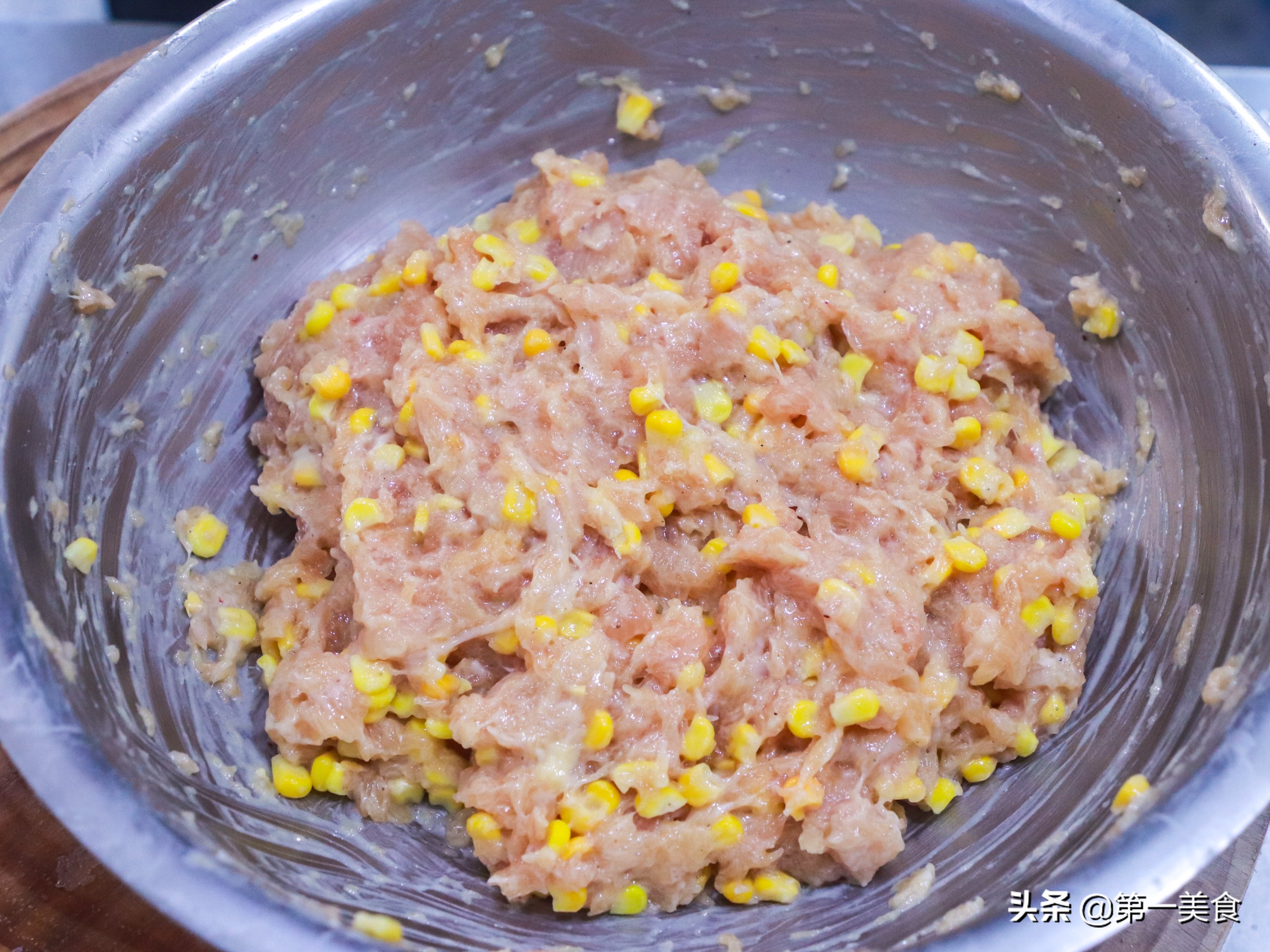 大厨教你做10斤广式香肠最佳配方,大厨教你做自制香肠