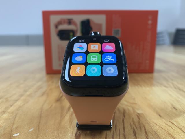 买小天才z6还是小米米兔4pro (米兔手表4pro和小天才)