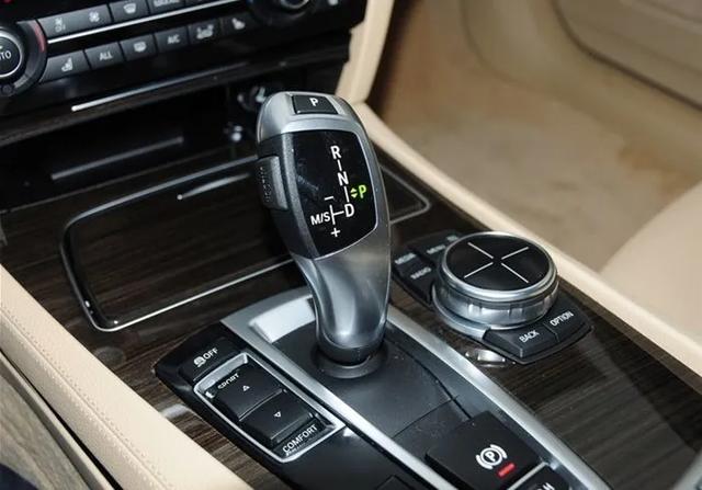 汽车挡杆什么样式的最好用,汽车电子挡杆怎么用