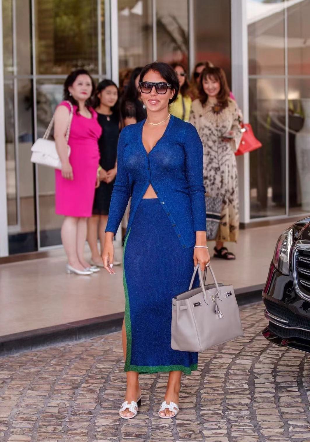 c罗未婚妻秀视频,c罗未婚妻写真图片