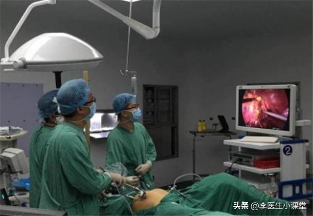 82岁老人便血半年检查肠癌,八十岁老人得肠癌总便血怎么办