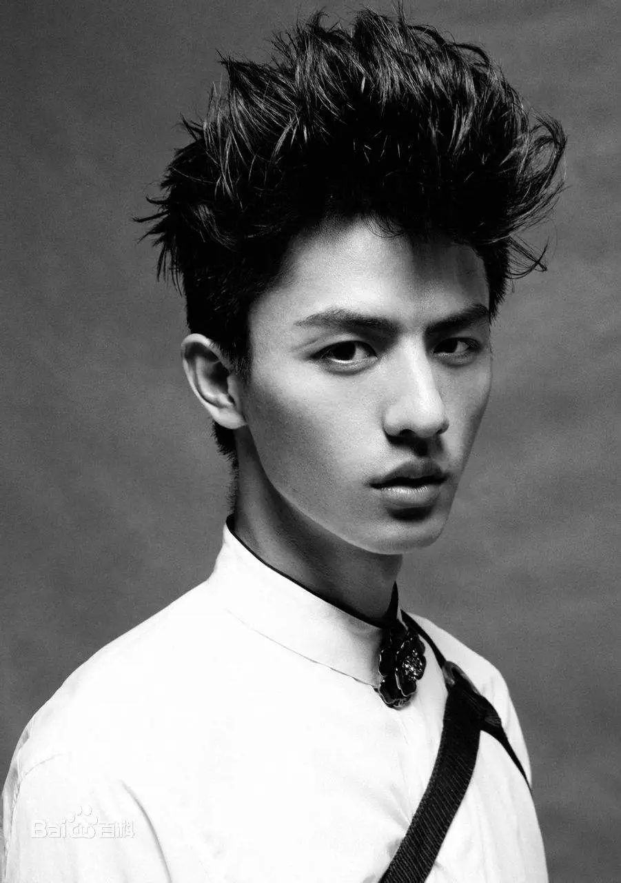 时尚潮爸父亲节,盘点高颜值的奶爸