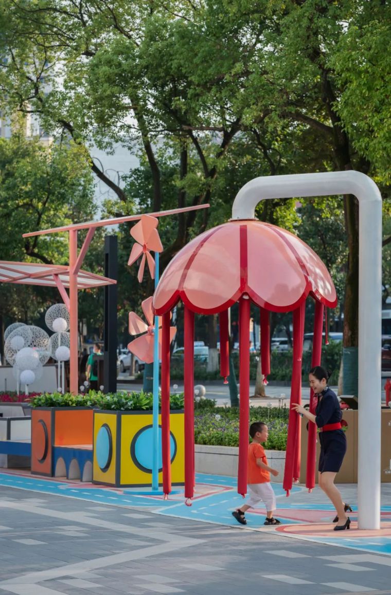 被这波互动设计，治好了带孩子的焦虑