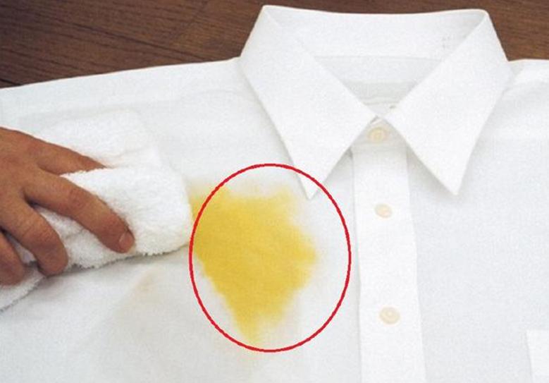 衣物弄上油垢很难清洗怎么办,朋友们试试这几个小窍门吧