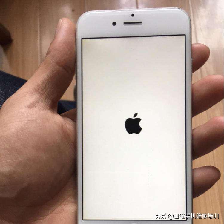 盘点iphone历代通病,iphone4至12代
